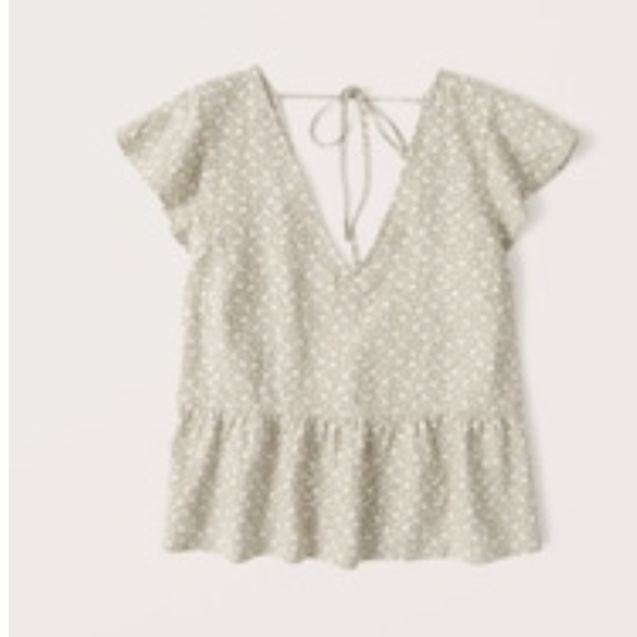Abercrombie Flutter Sleeve Top - Picture 3 of 3